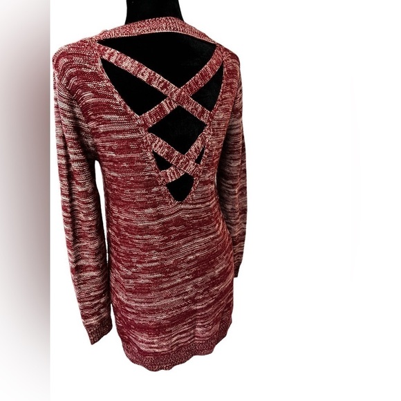 Madison Lilly Sweater with Criss Cross Back- Size Small - Picture 5 of 13